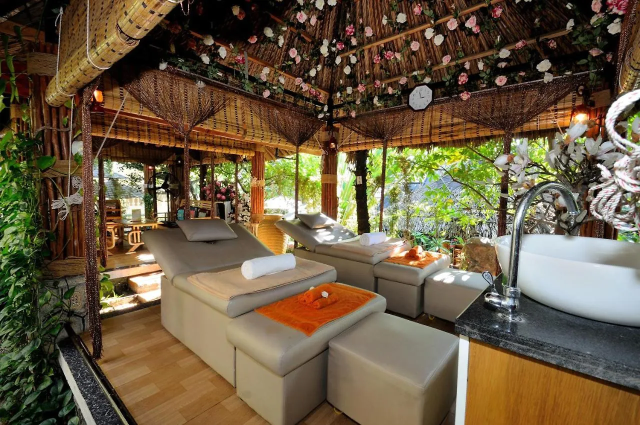 Lavie En Rose Coffee, Spa&Villas 3*, Vung Tau