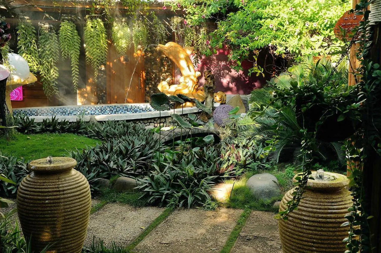 Lavie En Rose Coffee, Spa & Villas Vung Tau